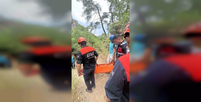 Antalya'da doğa tutkununun dramı: AFAD, şelale kenarında ayağı kırılan vatandaşı kurtardı