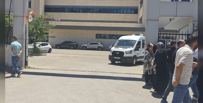 Antalya'da kan donduran son: Genç kadın öldürüldü, fail intihar etti