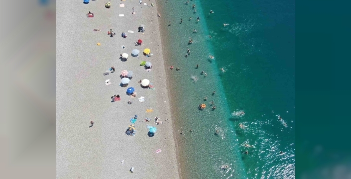Antalya'da sıcak hava rekoru: Termometreler 44 dereceyi gösterdi