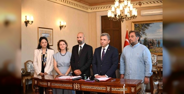 Antalya'nın deniz mirası için önemli protokol imzalandı