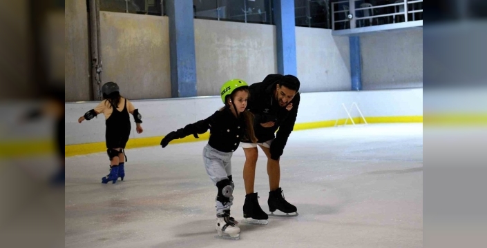 Antalya'nın yaz sıcaklarında serinlemek için ideal adres: Dağyakası Buz Pisti