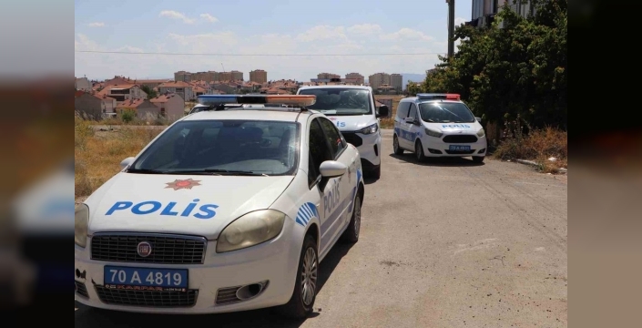 Apartmanda dehşet: Müştemilatta çıkan yangın araçları da tehdit etti!