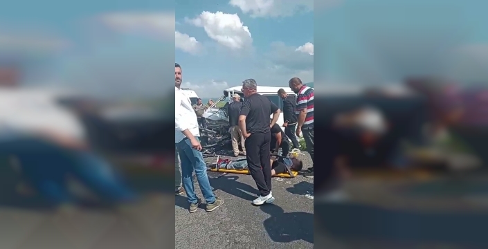 Ardahan'da trafik kazası: 6 kişi yaralandı