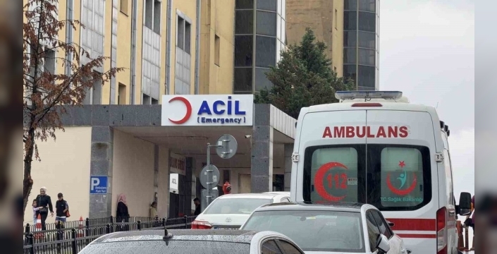 Arnavutköy'de gençler arasındaki kavgada 19 yaşındaki Ahmet Keleş bıçaklandı