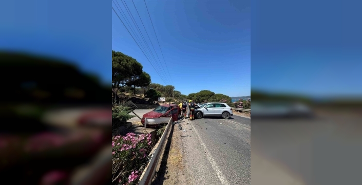 Ayvalık'ta meydana gelen trafik kazasında 2 kişi yaralandı