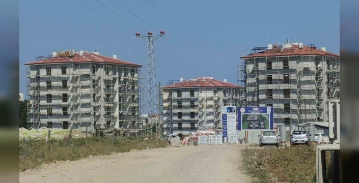 Bafra'da iskele faciası can aldı: 47 yaşındaki işçi 6. kattan düştü