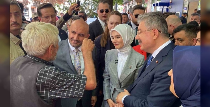 Bakan Göktaş, Eskişehir esnafıyla bir araya geldi