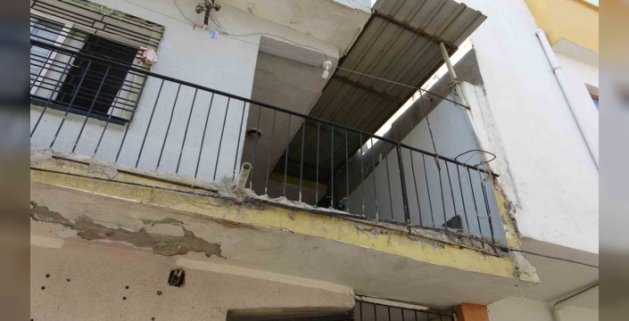 Balkon demirleri ölümcül oldu: 1,5 yaşındaki Yamaç Ali, akıma kapılıp hayati tehlikeye girdi