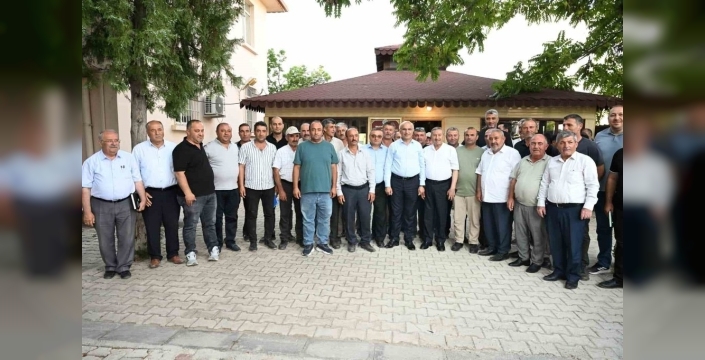 Başkan Er, Darende'de halkla buluştu: Yatırımlar ve aşure geleneği