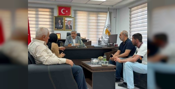 Başkan Hallaç, hemşehri buluşmalarında vatandaşlarla bir araya geliyor