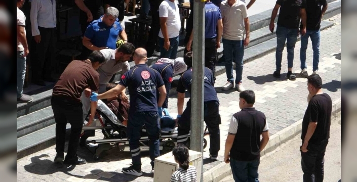 Batman'da kanlı kavga: Vatandaş ayaklarından vuruldu, kaçan saldırgan aranıyor