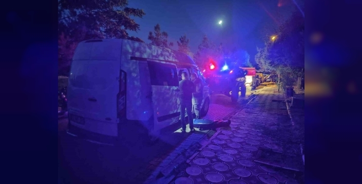 Batman'da mezarlıkta silahlı saldırı: Bir aile yok oldu