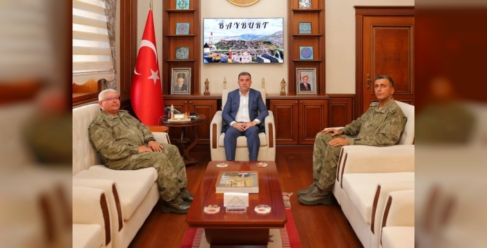 Bayburt garnizonunda komuta el değiştirdi: Yeni komutan belli oldu