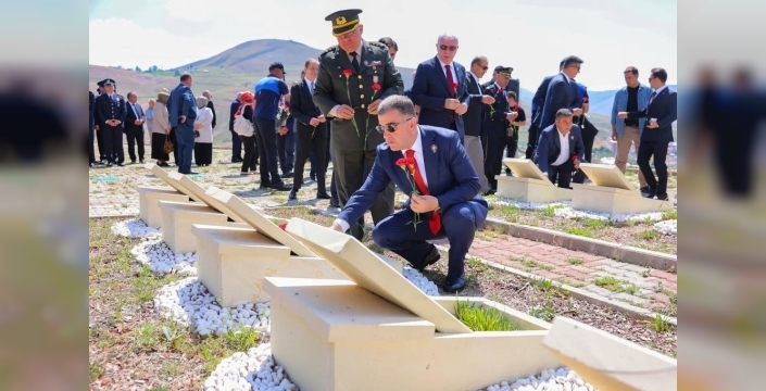 Bayburt'ta 15 Temmuz şehitleri için dualar edildi