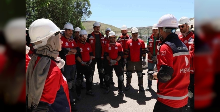 Bayburt'ta MEB AKUB sınavı başarıyla tamamlandı