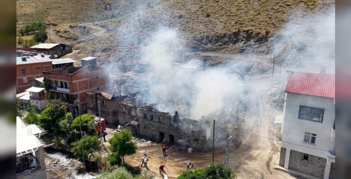 Bayburt'ta yangın sonrası hasar tespit çalışmaları tamamlandı