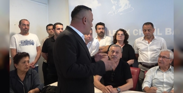 Bilecik'te CHP binasında gergin anlar: Atanmış il başkanına itirazlar yükseldi