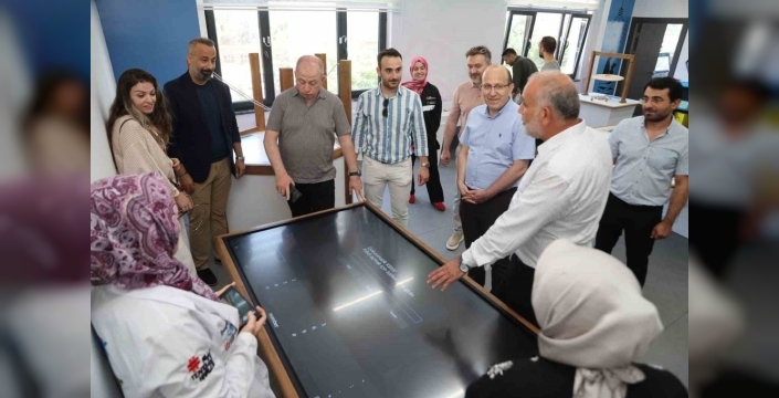 Bilim ve Teknolojiye Hâkim Nesiller Yetişiyor: Canik'ten Gurur Veren Başarılar