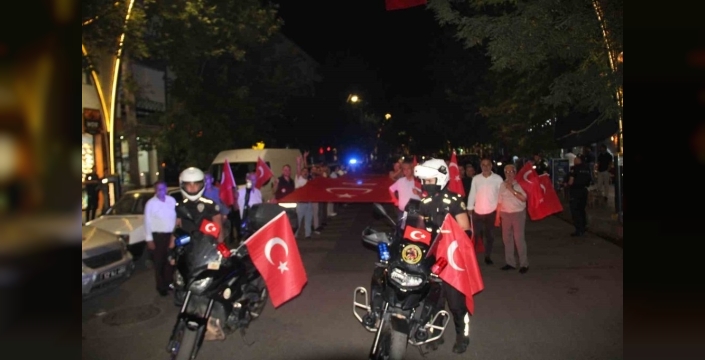 Bingöl'de 15 Temmuz Demokrasi ve Milli Birlik Günü coşkuyla kutlandı