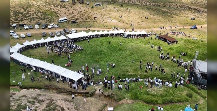 Bingöl’ün Çotla Festivali, birlik ve kardeşlik mesajlarıyla renklendi