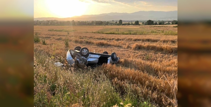 Bolu'da tarlaya uçan otomobilin sürücüsü kayıplara karıştı
