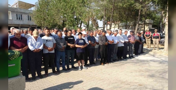 Boşanma aşamasındaki eş cinayetinde acı son: Hülya Eser son yolculuğuna uğurlandı