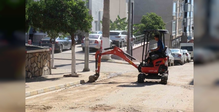 Bozdoğan'da doğalgaz çalışmaları sonrası yollar temizleniyor