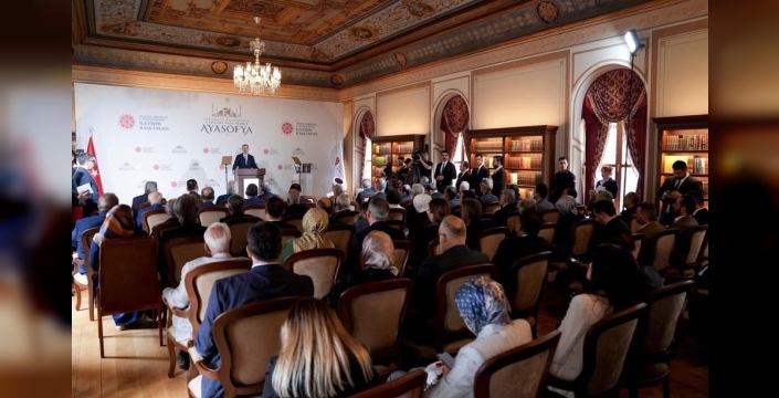 Burhanettin Duran: Ayasofya’nın ibadete açılması, tarihimizde bir Kızılelma’dır