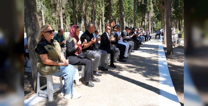 Burhaniye'de 15 Temmuz ruhu yaşatıldı: Şehitlikler dualarla anıldı
