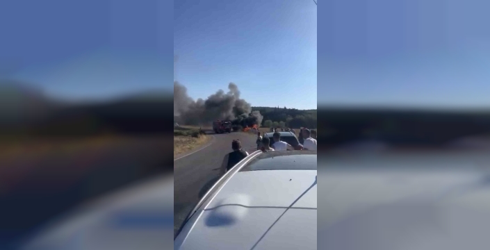 Bursa'da nefes kesen kurtuluş: Takla atan otomobil alev aldı, içindekiler son anda kurtuldu