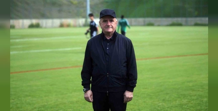 Çaykur Rizespor başkanı Saruhan, Erzurum kampını ziyaret etti