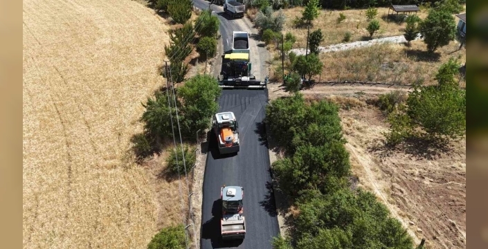 Cehennem Sıcağında Ekmek Mücadelesi: Elazığ'da Asfalt İşçilerinin Destansı Mesaisi