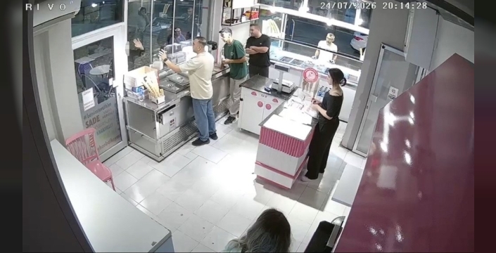 Ceyhan'da dondurmacıya silahlı saldırı: Bir ölü, bir yaralı