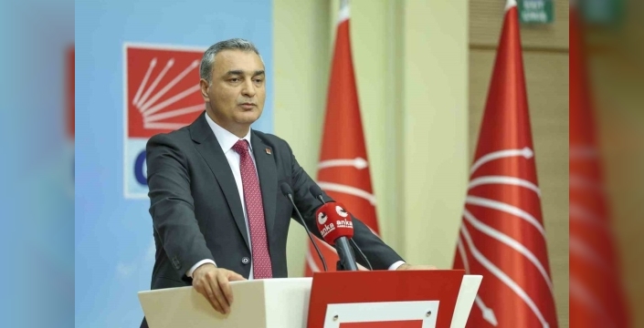 CHP'de büyük değişim: 8 il başkanı görevden alındı