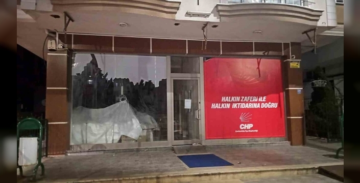 CHP'de şok: Görevden alınan başkan, parti binasının kiracısı çıktı!