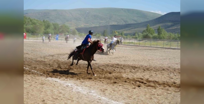 Cirit finalinde şampiyon: Yarım puan farkla 21 Şubat Atlı Spor Kulübü kazandı