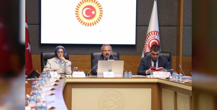 Çocuklar dijital dünyanın risklerine karşı korunacak: Meclis araştırması kalıcı çözümler arıyor
