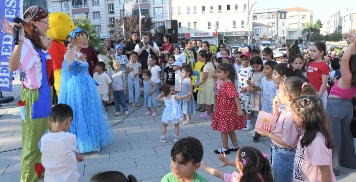 Çocuklar Kulu’da gönüllerince eğlendi
