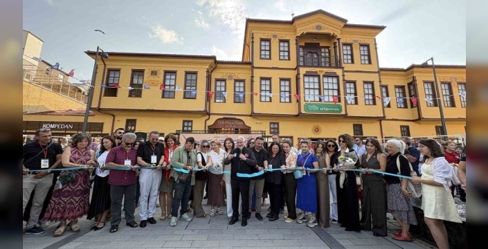 Çorum'da uluslararası sanat çalıştayı, 34 sanatçının tuvallere yansıttığı güzellikler