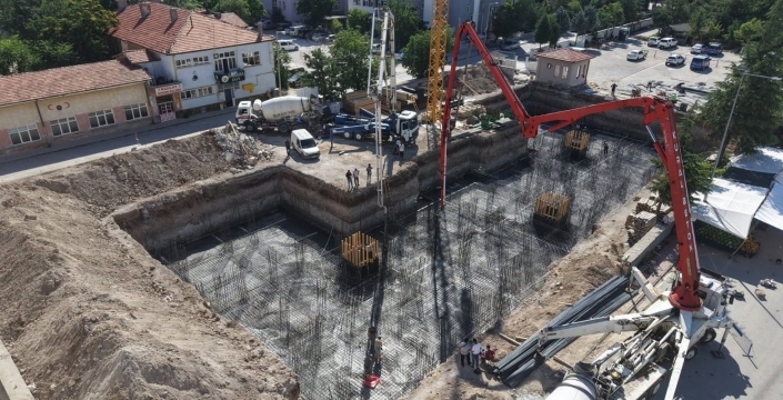 Çumra’da yeni hükümet konağı yavaş yavaş yükseliyor