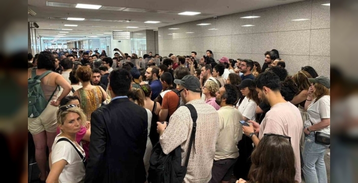 Deniz Göktaş’ın adliyeye sevkinde Kemal Kılıçdaroğlu’na protesto