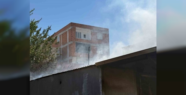 Diyarbakır'da marangoz atölyesinde dehşet: 2 yaralı!
