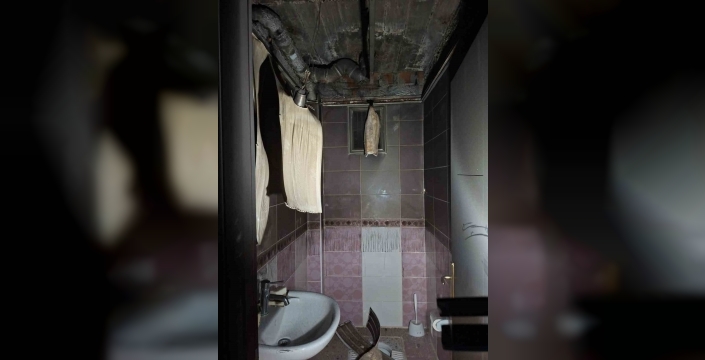 Diyarbakır'da nefes kesen kurtarma: Yangından dumanda kalan iki kadın merdivenli araçla kurtarıldı