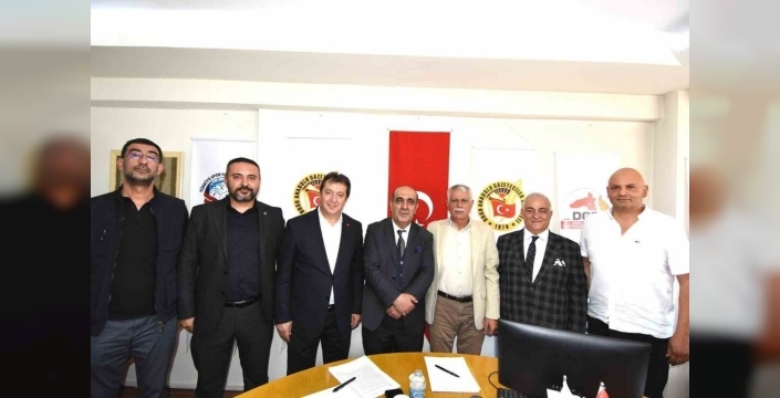 Doğu Anadolu Gazeteciler Federasyonu 13 yaşında: Meslek yasası talebiyle yola devam