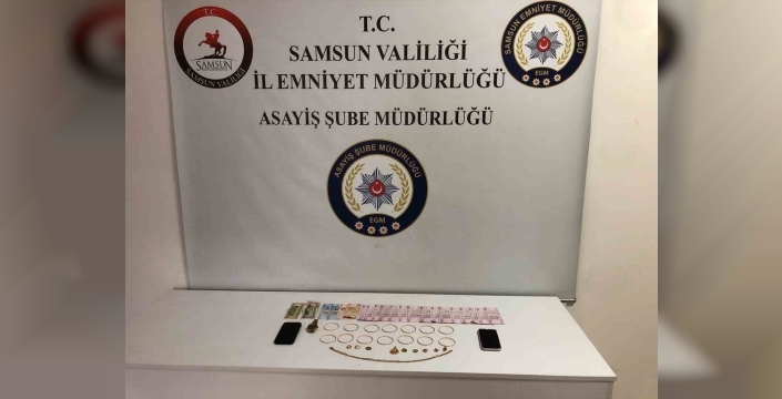 Dolandırıcılar, vatandaşlık vaadiyle altın ve nakit parayı kaptırdı