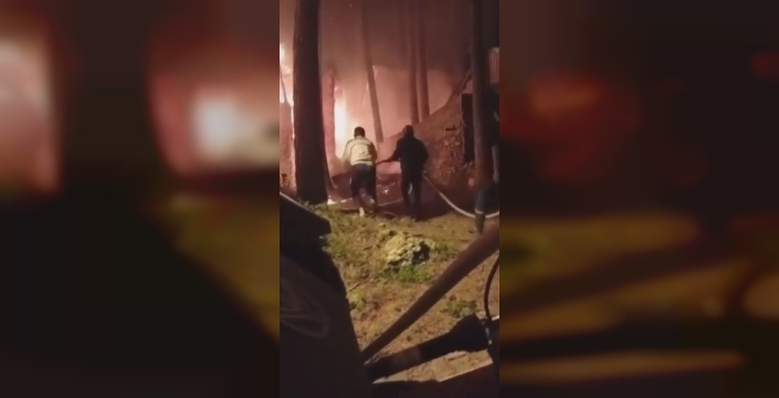 Dörtyol'da yayla evindeki yangın ormana sıçramadan kontrol altına alındı