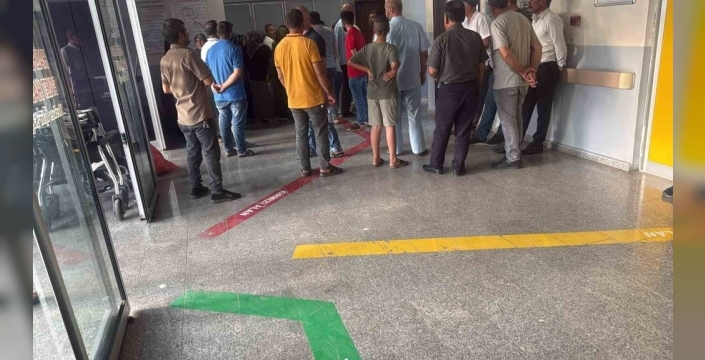 Düğünde silah sıkma kazası: İki yaralı