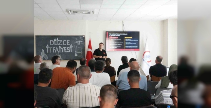 Düzce'de akaryakıt istasyonu çalışanlarına yangın güvenliği eğitimi verildi