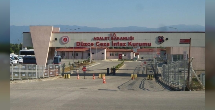 Düzce'de bir haftada nefes kesen operasyon: 17 firari adalete teslim edildi