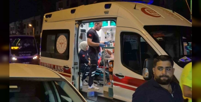 Düzce'de tehlikeli kavuşma: Bisiklet ve motosiklet çarpıştı, 2 kişi yaralandı!